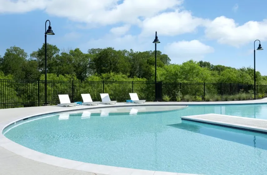 153 Ayres Horn Cedar Creek, TX 78612