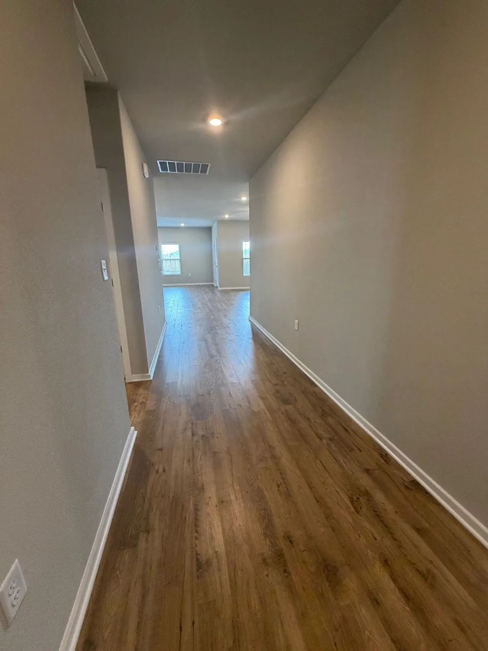 153 Ayres Horn Cedar Creek, TX 78612