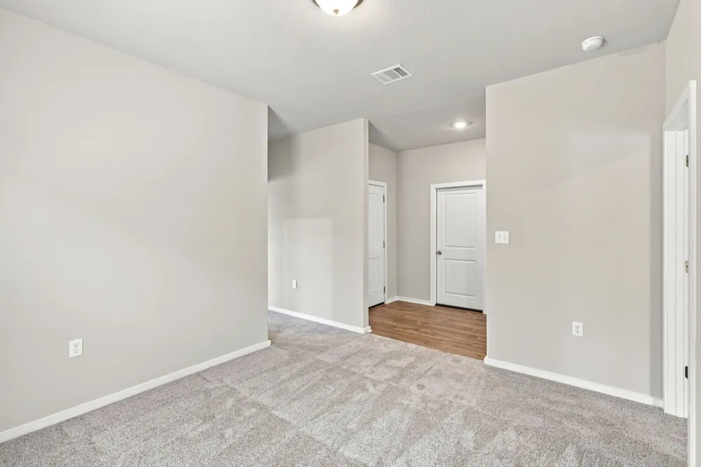 153 Ayres Horn Cedar Creek, TX 78612