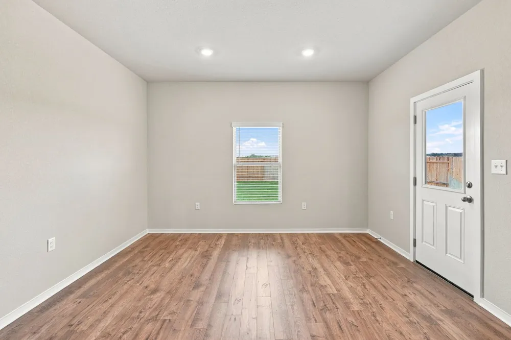 153 Ayres Horn Cedar Creek, TX 78612