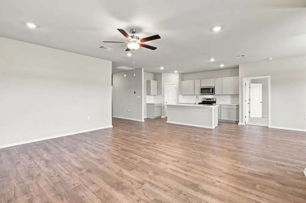 153 Ayres Horn Cedar Creek, TX 78612