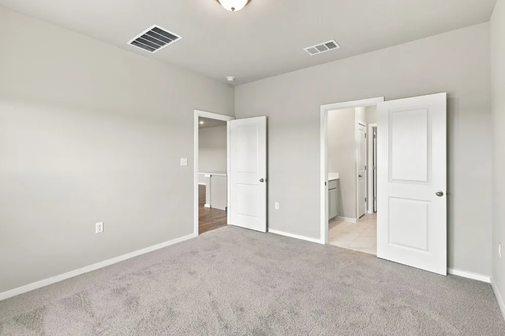 153 Ayres Horn Cedar Creek, TX 78612