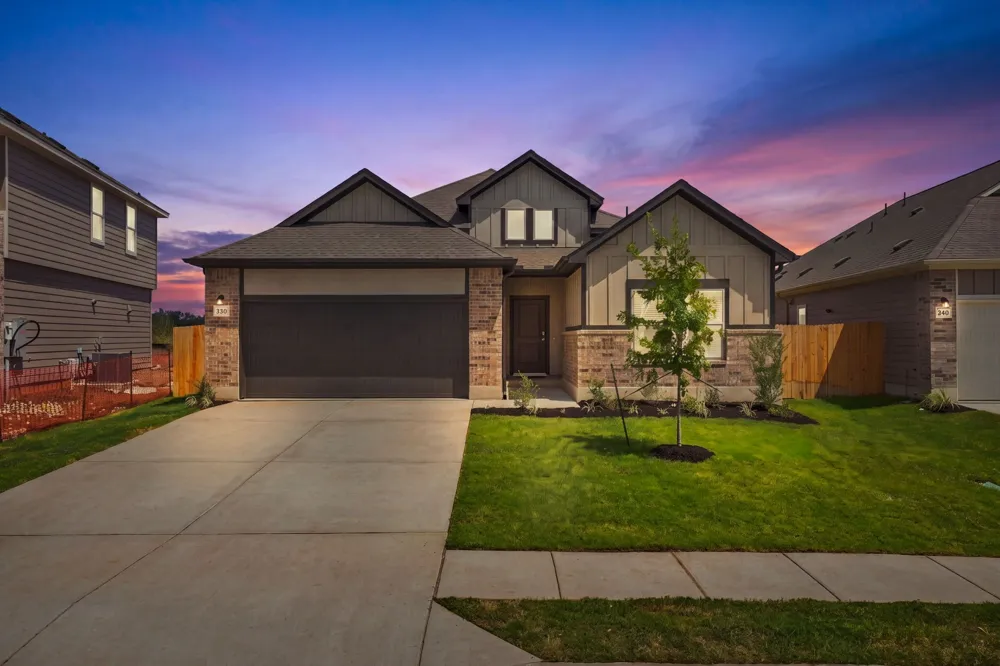 153 Ayres Horn Cedar Creek, TX 78612