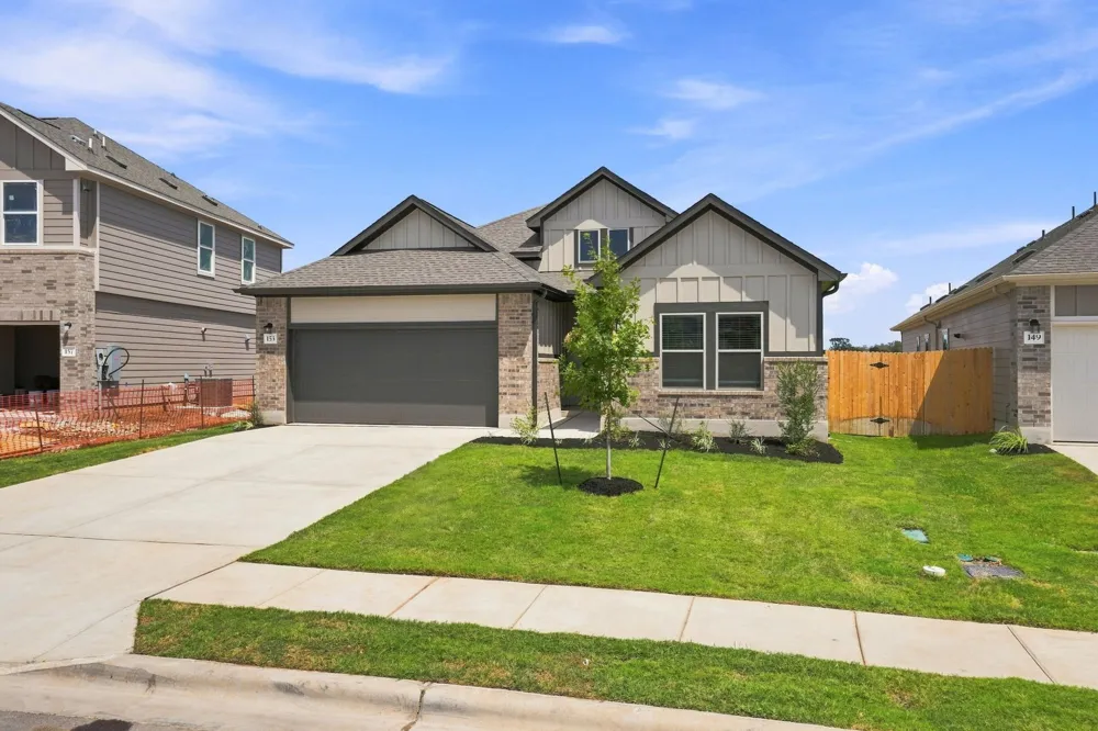 153 Ayres Horn Cedar Creek, TX 78612