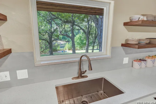 1380 PONDEROSA DR New Braunfels, TX 78132