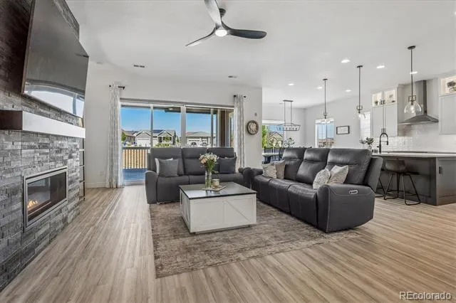 8985 Chalk Creek Place Littleton, CO 80125