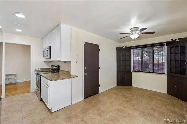 372 Lima Street Aurora, CO 80010