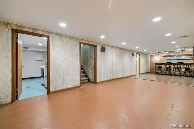 372 Lima Street Aurora, CO 80010
