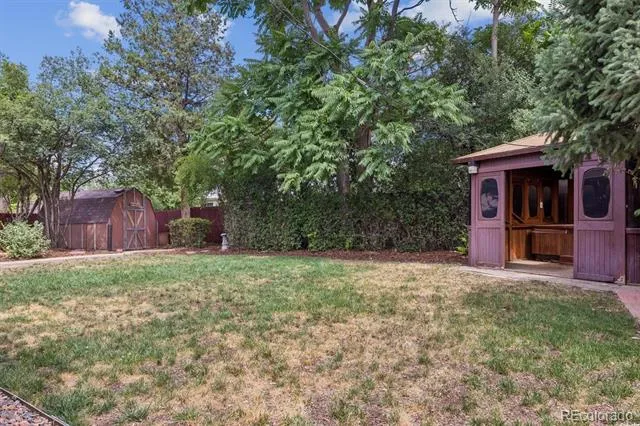 372 Lima Street Aurora, CO 80010