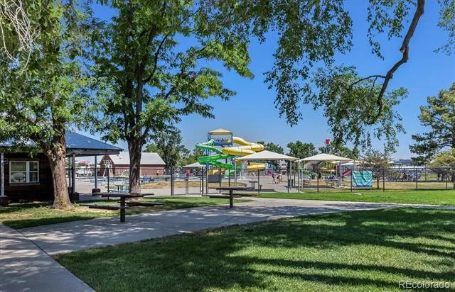 372 Lima Street Aurora, CO 80010