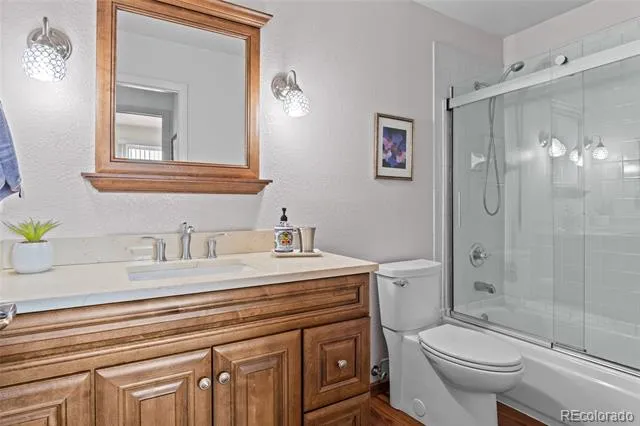 2339 W Hillside Avenue Englewood, CO 80110