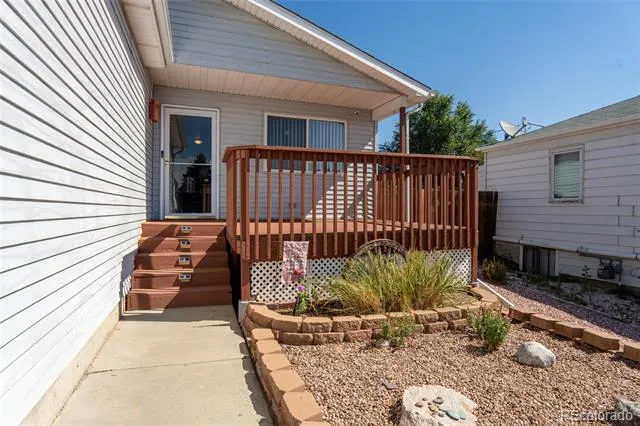 2339 W Hillside Avenue Englewood, CO 80110
