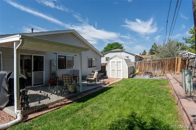 2339 W Hillside Avenue Englewood, CO 80110