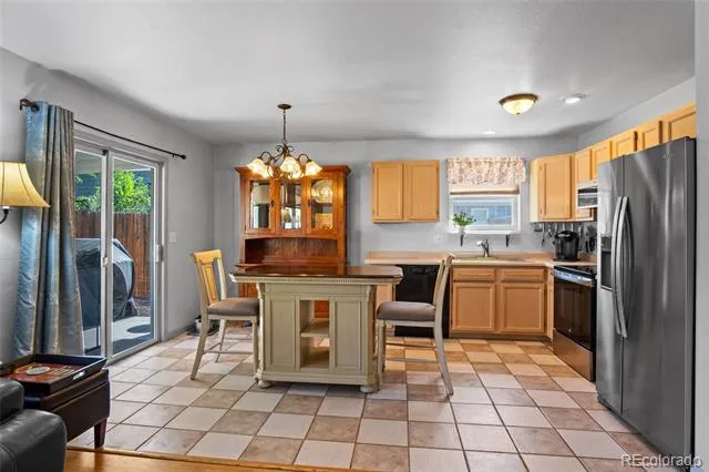 2339 W Hillside Avenue Englewood, CO 80110