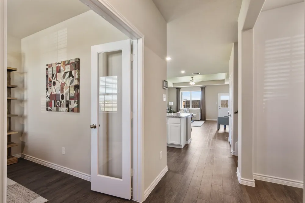 3142 Manchester Drive Cleburne, TX 76033
