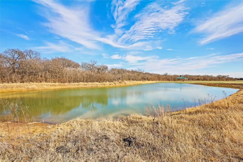 3142 Manchester Drive Cleburne, TX 76033