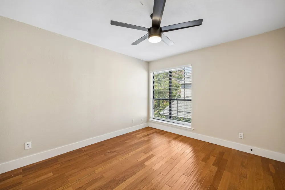 3904 Rawlins Street #116 Dallas, TX 75219