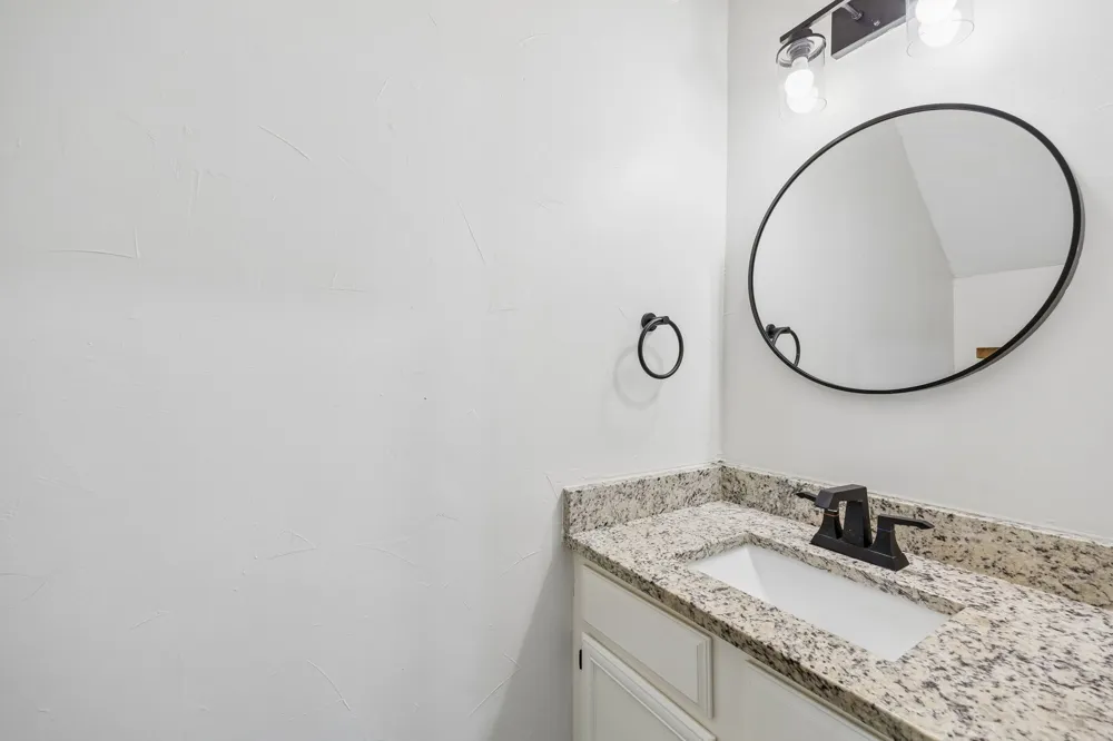 3904 Rawlins Street #116 Dallas, TX 75219