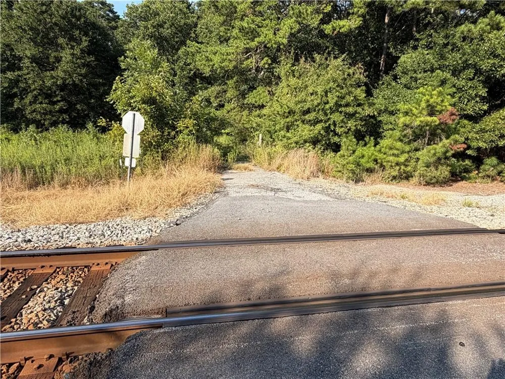 488 Atlanta Highway SE Winder, GA 30680