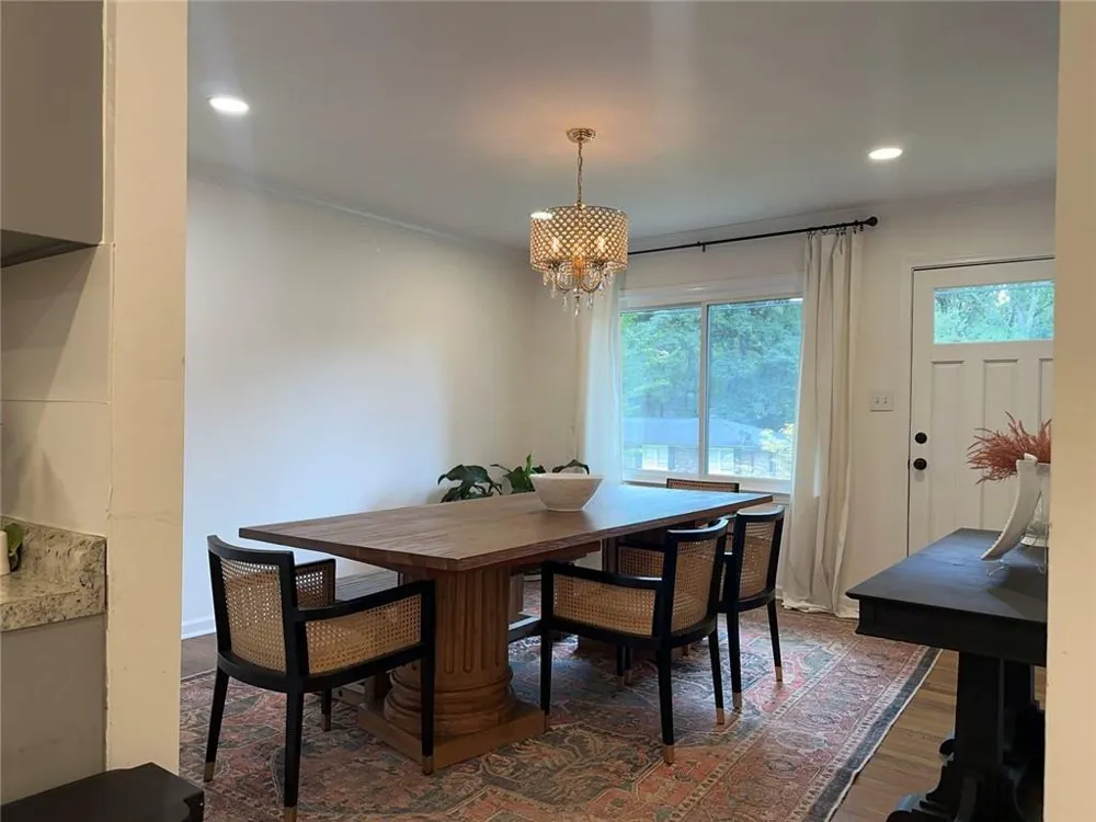 2498 Lakewood Drive Kennesaw, GA 30152