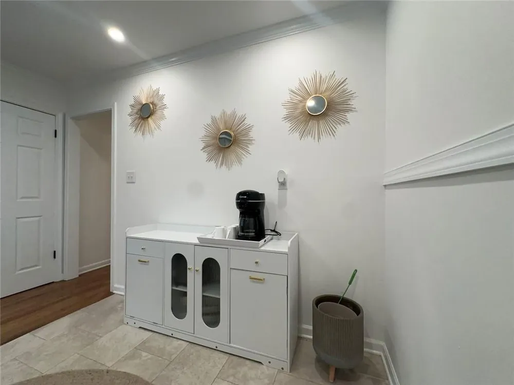 2498 Lakewood Drive Kennesaw, GA 30152