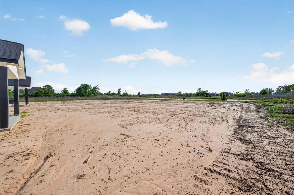 6925 Road 5503 Cleveland, TX 77327