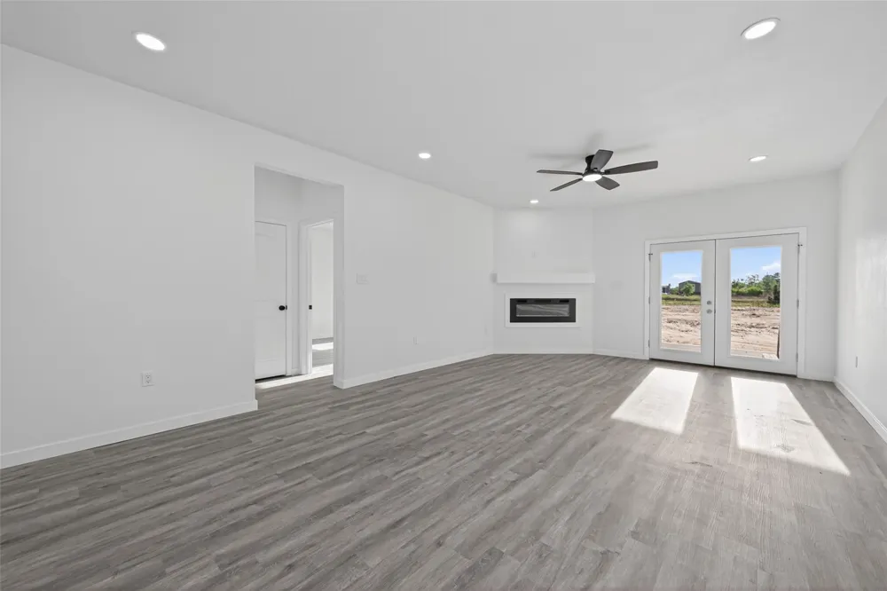 6925 Road 5503 Cleveland, TX 77327