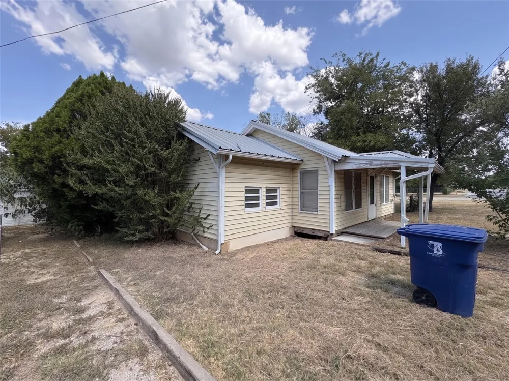 522 7th Street Brownwood, TX 76801