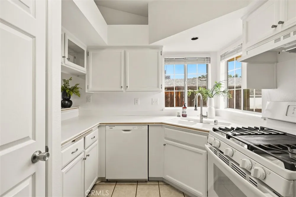 829 Crazy Horse Paso Robles, CA 93446