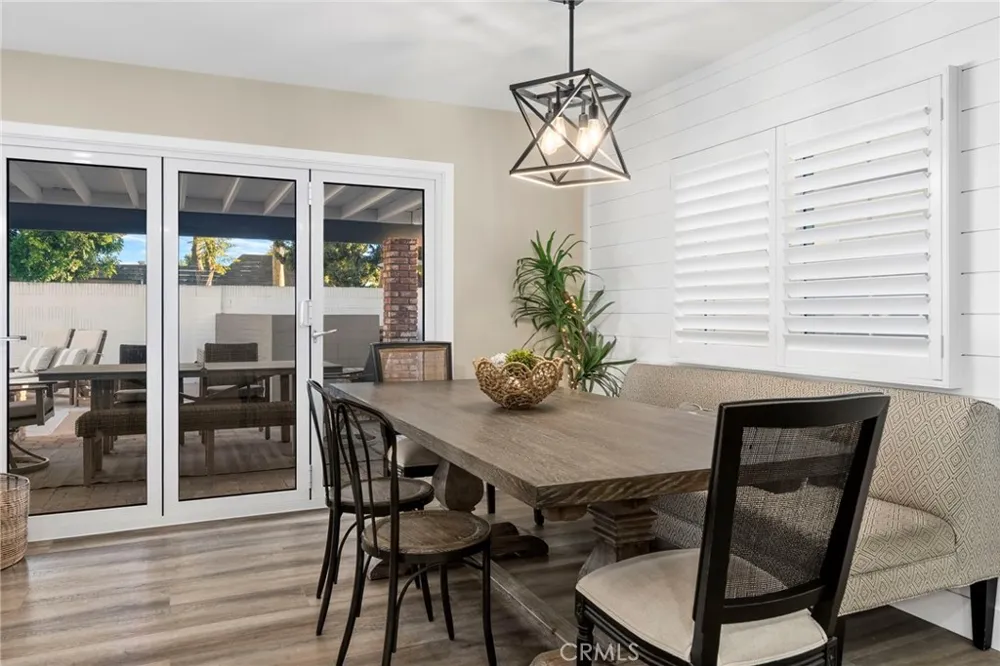 1216 E Clifpark Way Anaheim, CA 92805