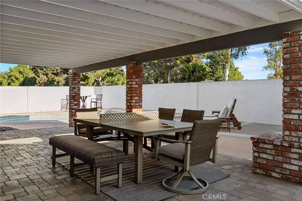 1216 E Clifpark Way Anaheim, CA 92805