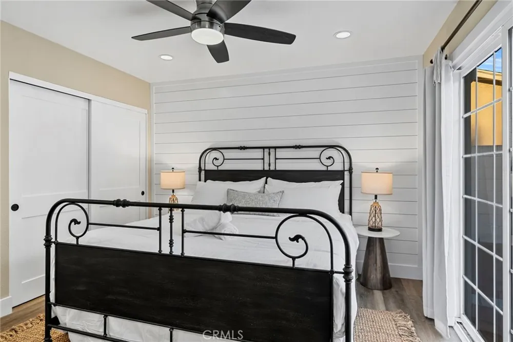 1216 E Clifpark Way Anaheim, CA 92805