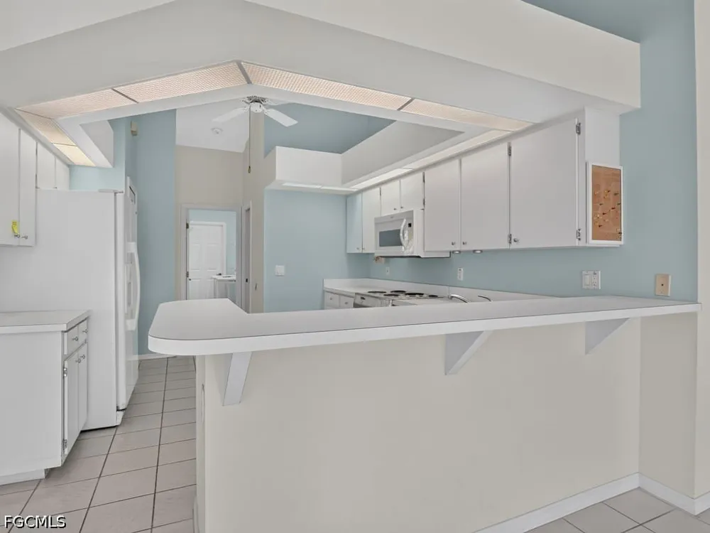SE 12th Terrace Cape Coral, FL 33990