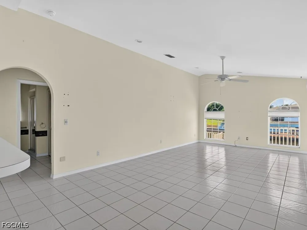 SE 12th Terrace Cape Coral, FL 33990