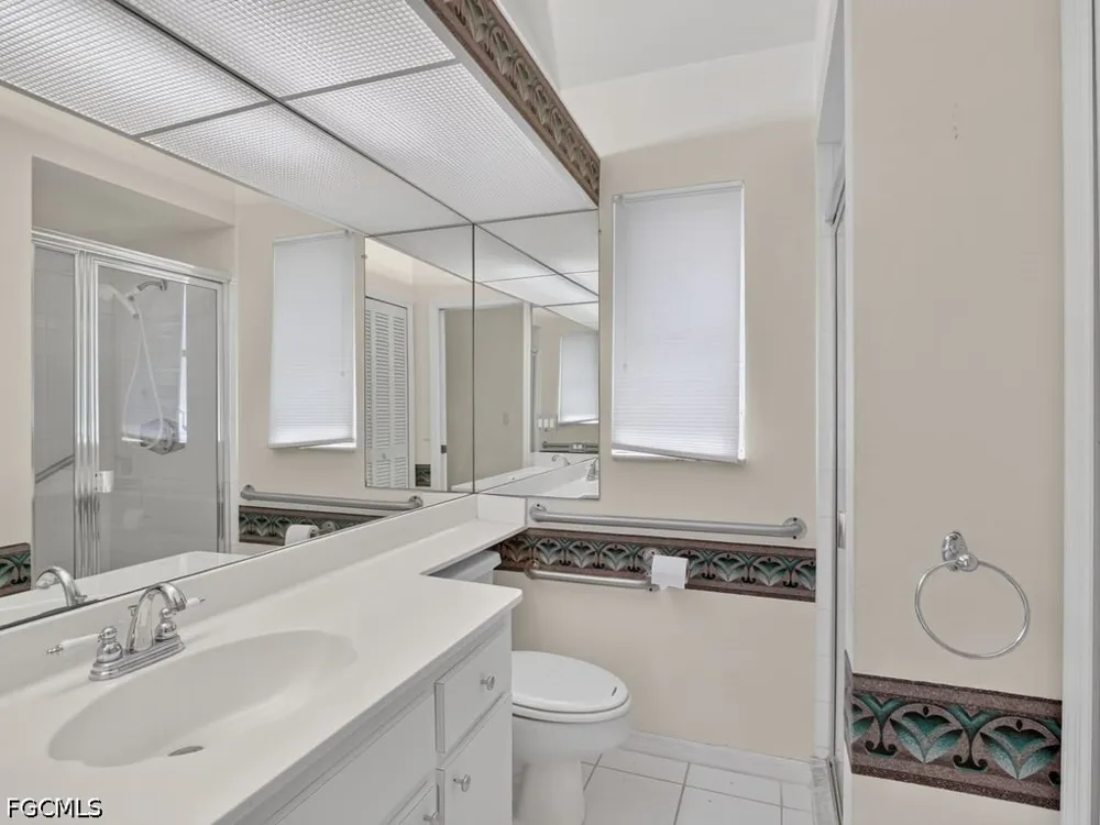 SE 12th Terrace Cape Coral, FL 33990