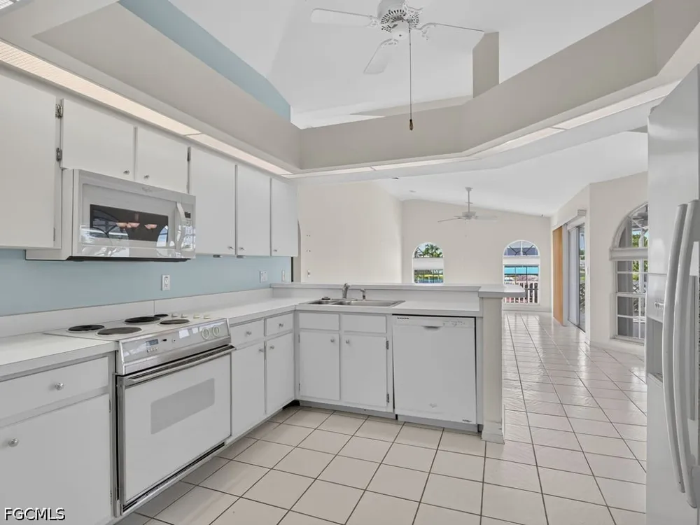 SE 12th Terrace Cape Coral, FL 33990