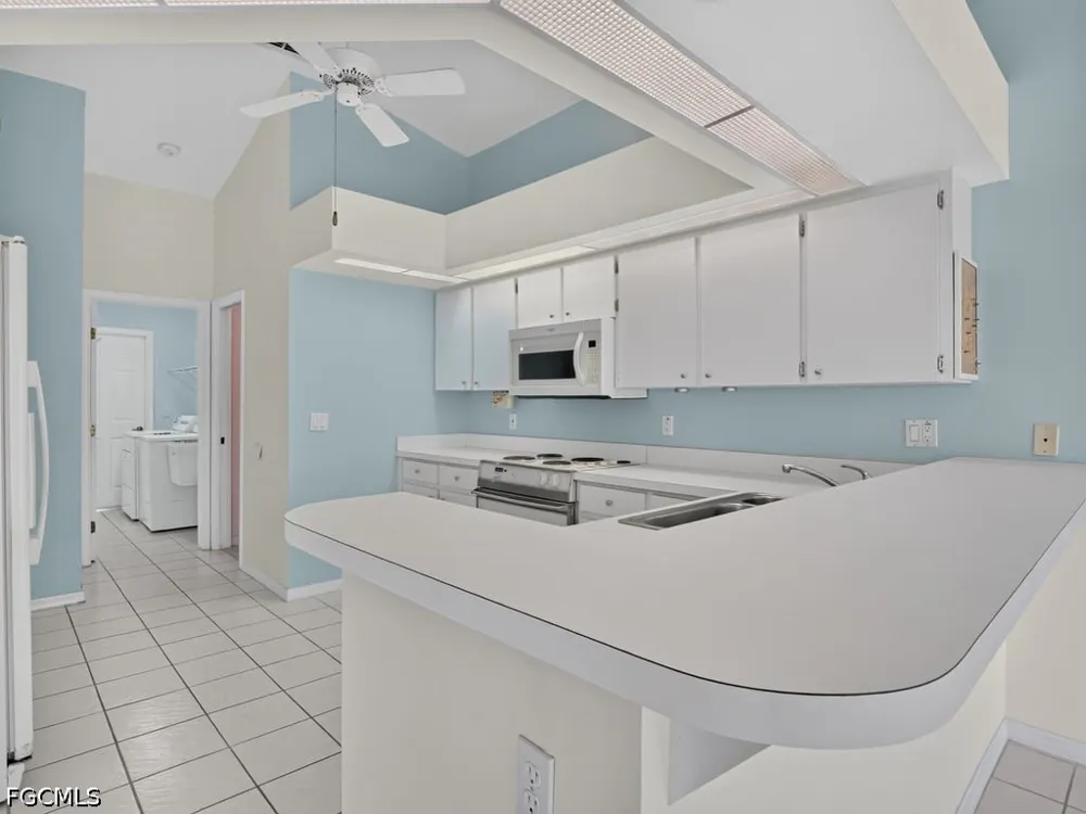 SE 12th Terrace Cape Coral, FL 33990