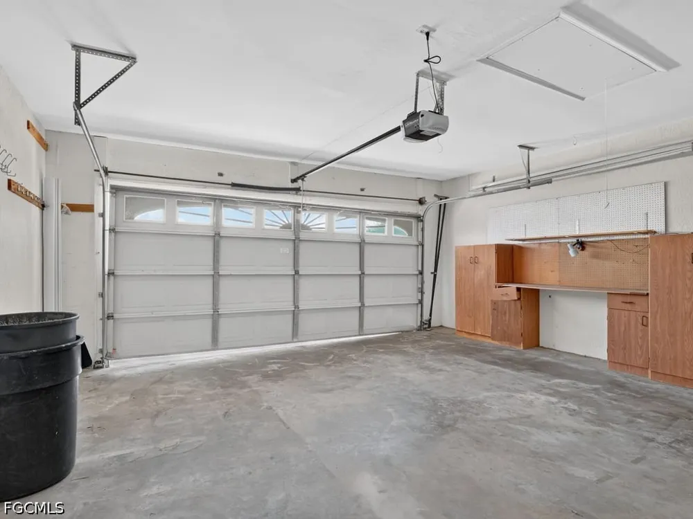 SE 12th Terrace Cape Coral, FL 33990