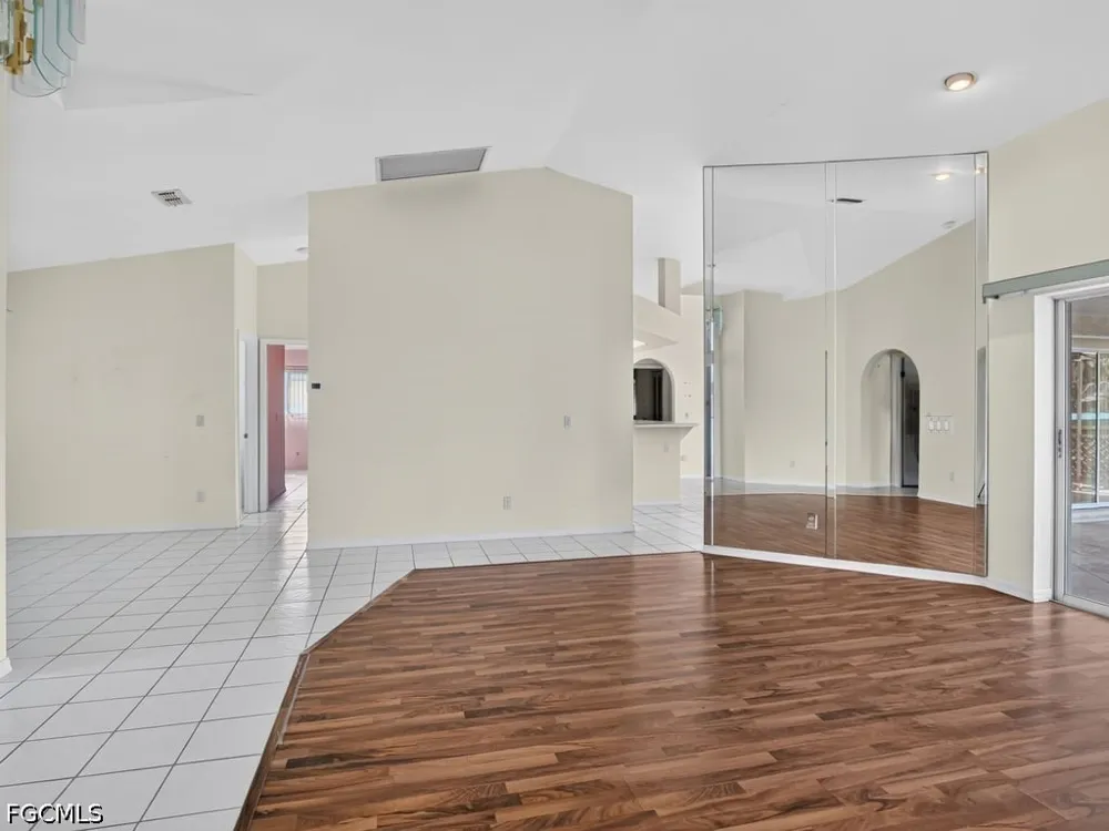SE 12th Terrace Cape Coral, FL 33990