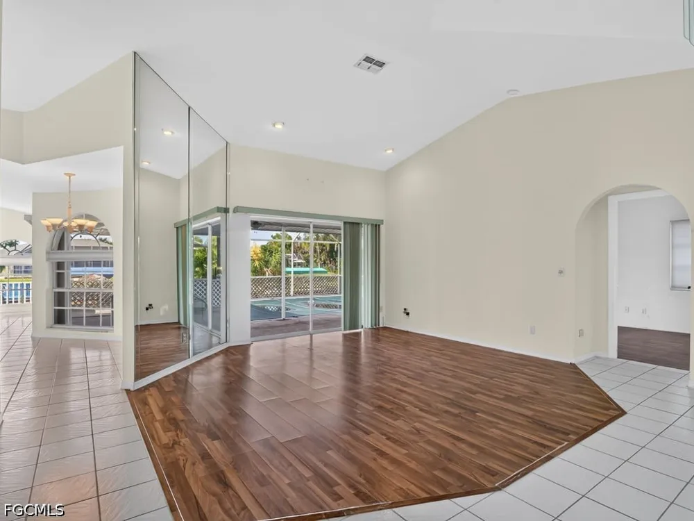 SE 12th Terrace Cape Coral, FL 33990