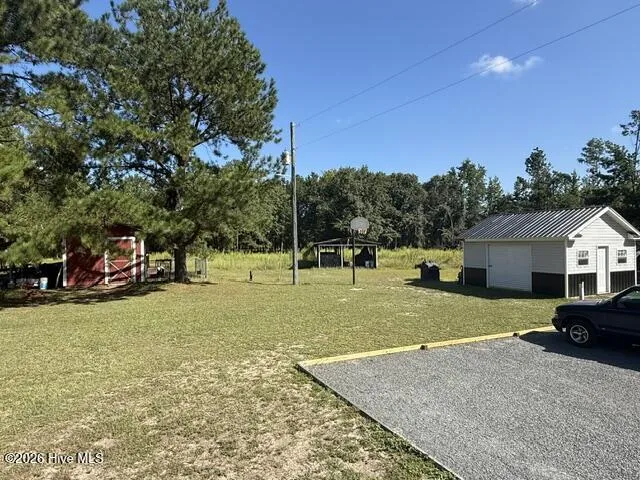 13341 Pea Bridge Road Laurinburg, NC 28352
