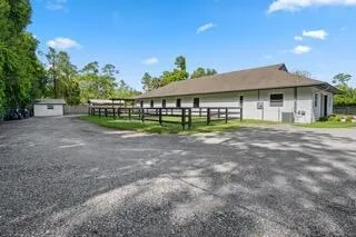 708 Rambling Drive Circle #~ Barn & Apartment Wellington, FL 33414