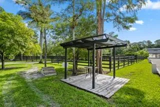 708 Rambling Drive Circle #~ Barn & Apartment Wellington, FL 33414