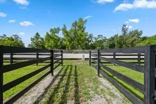 708 Rambling Drive Circle #~ Barn & Apartment Wellington, FL 33414