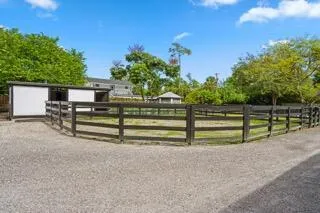 708 Rambling Drive Circle #~ Barn & Apartment Wellington, FL 33414
