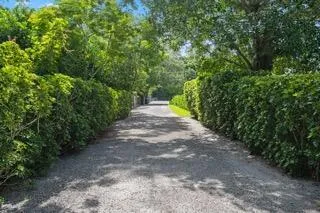 708 Rambling Drive Circle #~ Barn & Apartment Wellington, FL 33414