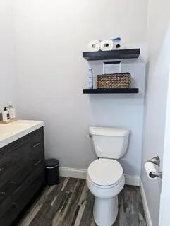 708 Rambling Drive Circle #~ Barn & Apartment Wellington, FL 33414
