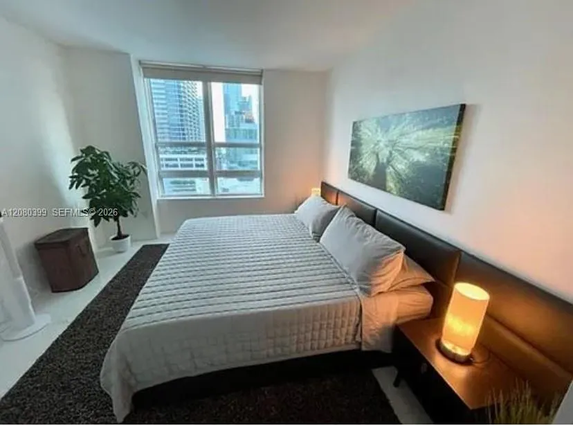 950 Brickell Bay Dr #2203 Miami, FL 33131