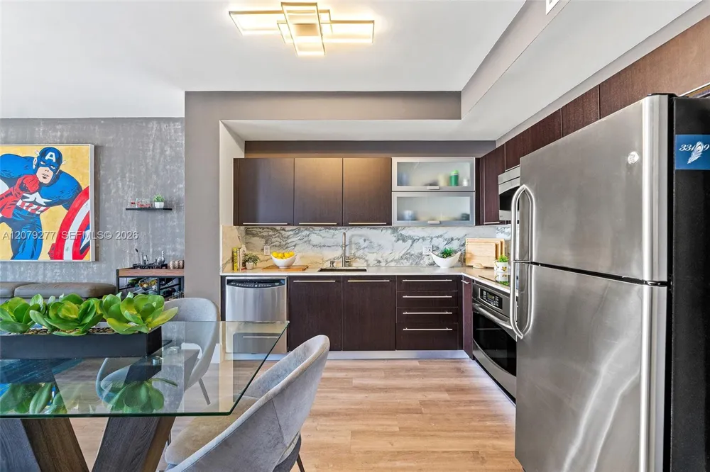 90 SW 3rd St #1506 Miami, FL 33130