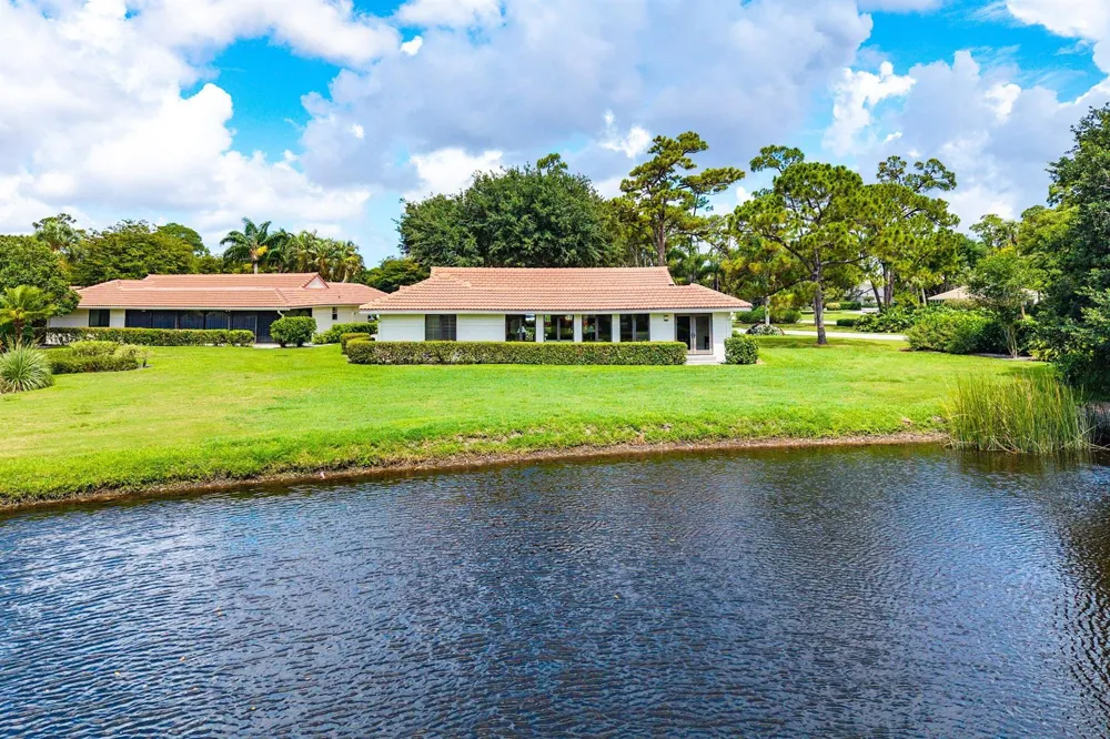 4365 Shelldrake Lane Boynton Beach, FL 33436